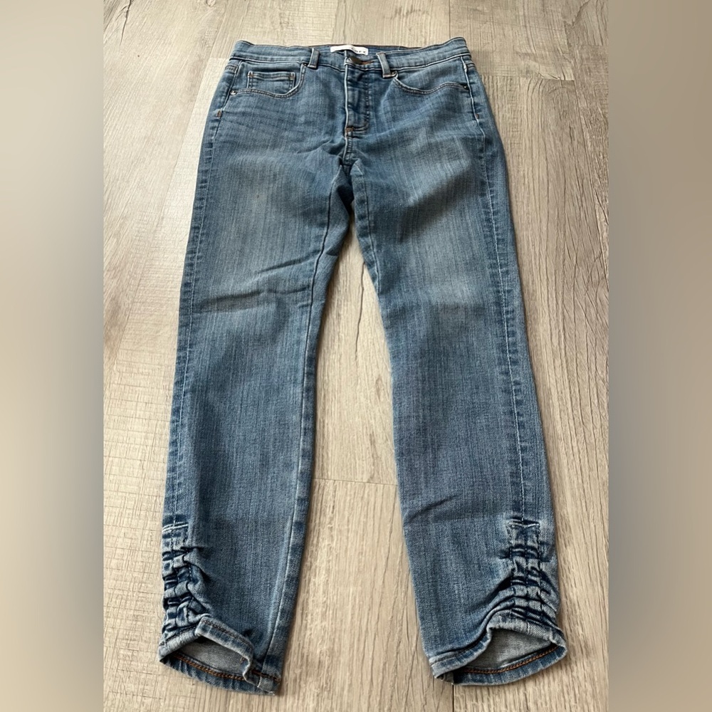Loft skinny ruched hem jeans size 2P - Picture 2 of 10
